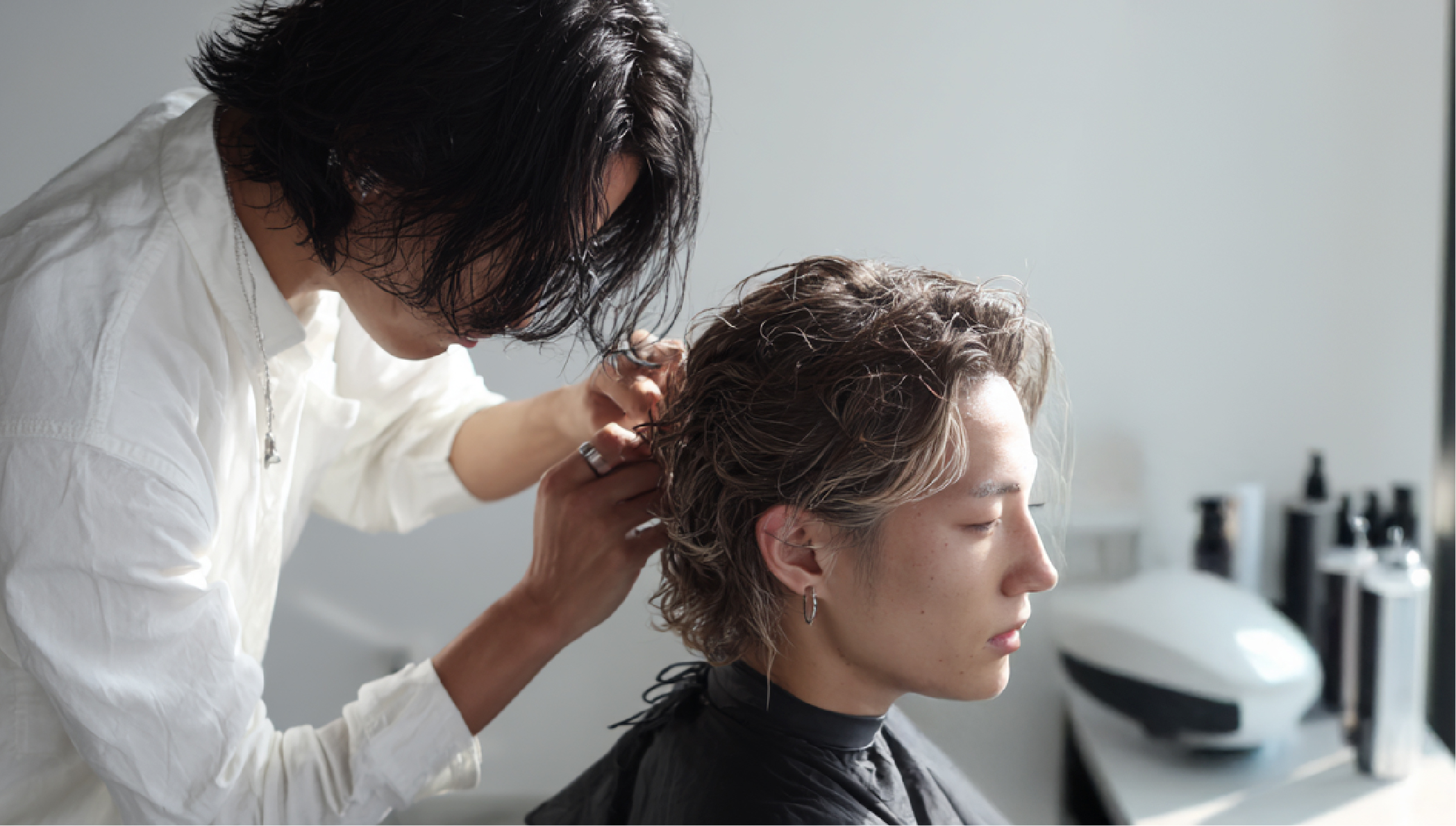 Debut as a Stylist in about 3 years on average, and keep refining thereafter.